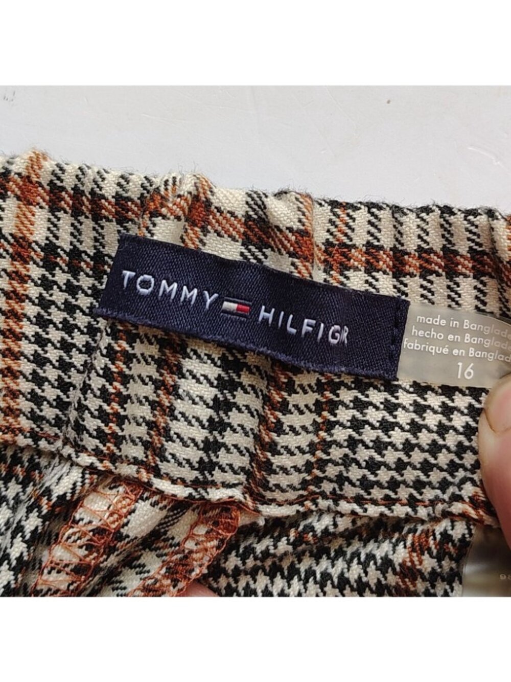 Tommy Hilfiger Multicolor Plaid Pattern Cropped Slacks Women's (36x27.5) Size 16 - Picture 1 of 9